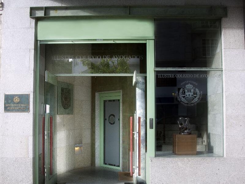 Ilustre Colegio de Abogados de Pontevedra Ingreso al Ilustre Colegio de Abogados de Pontevedra